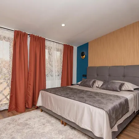 度假居 2 Bedroom In Biorine