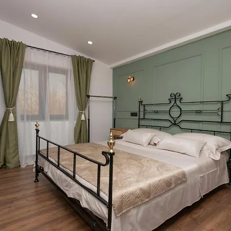 Luxurious In