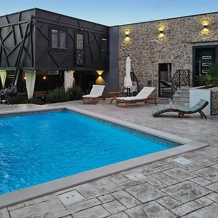 度假居 2 Bedroom In Biorine